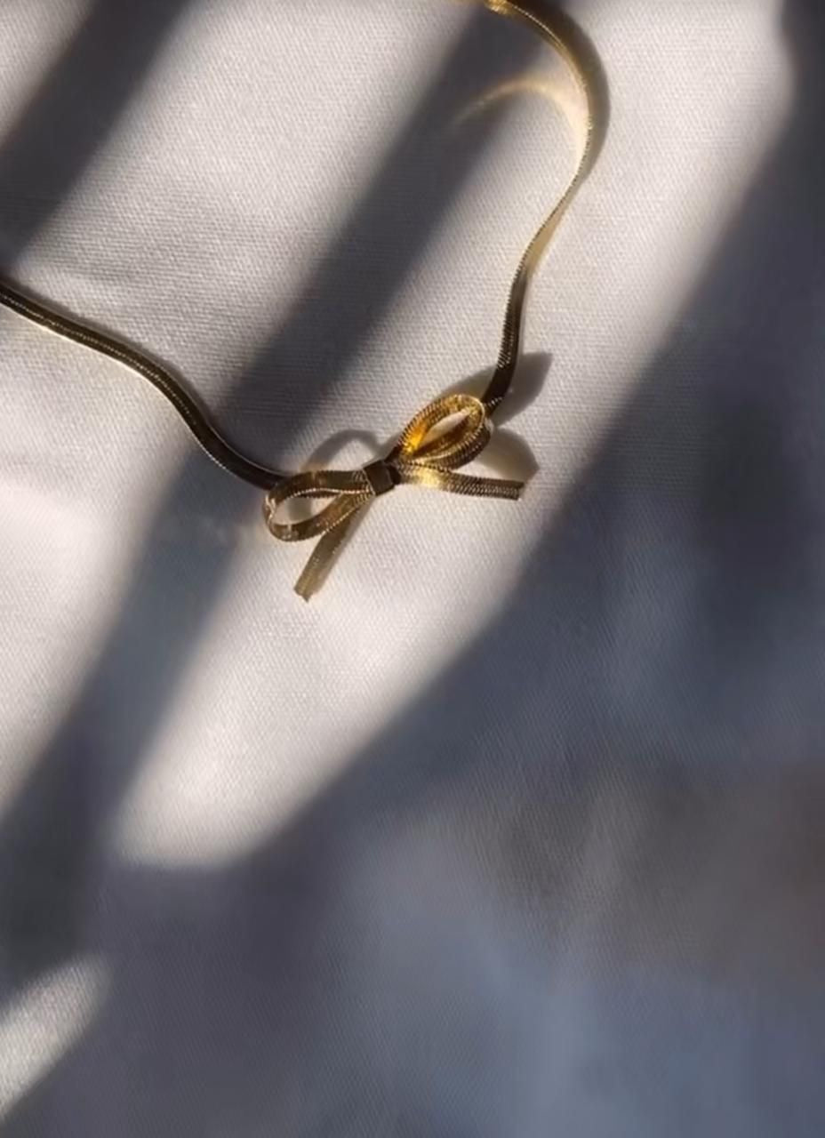 The Infinity Bow Pendant